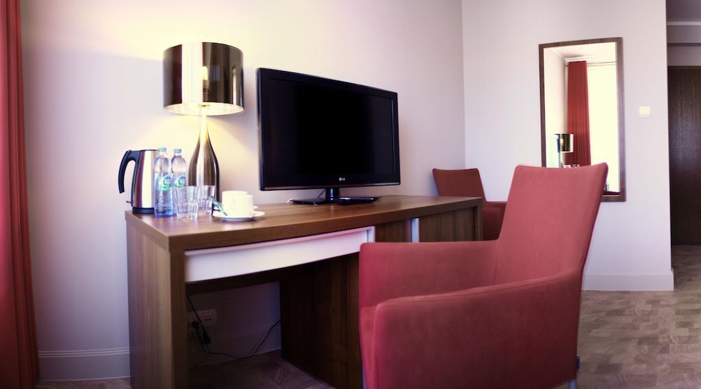 Apartamenty Mesa Grill Restaurant Cafe Dzwirzyno Room photo